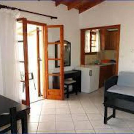 Apartament Δίχωρο Στούντιο Στον Κέντρο Του Αρμενιστή Armenistis  Zewnętrze zdjęcie
