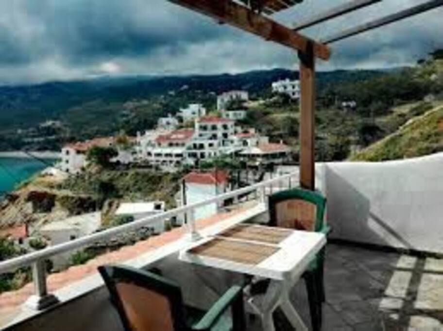 Apartament Δίχωρο Στούντιο Στον Κέντρο Του Αρμενιστή Armenistis  Zewnętrze zdjęcie